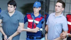 ellines-stratiotikoi-tourkia